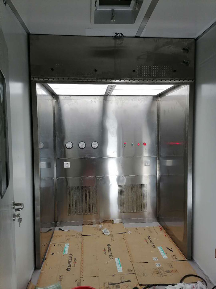 負(fù)壓稱量室制作安裝實(shí)拍圖 負(fù)壓稱量室制作安裝實(shí)拍圖