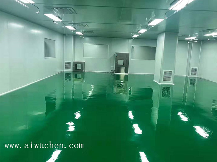 傳遞窗應(yīng)設(shè)置在潔凈車間潔凈度要求較高的區(qū)域與相對(duì)較低的區(qū)域之間,以減少交叉污染的風(fēng)險(xiǎn)。 傳遞窗應(yīng)設(shè)置在潔凈車間潔凈度要求較高的區(qū)域與相對(duì)較低的區(qū)域之間,以減少交叉污染的風(fēng)險(xiǎn)。