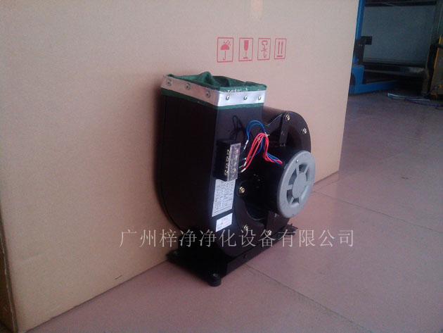 ZJ-240型號風(fēng)淋室風(fēng)機側(cè)面圖二 ZJ-240型號風(fēng)淋室風(fēng)機側(cè)面圖二